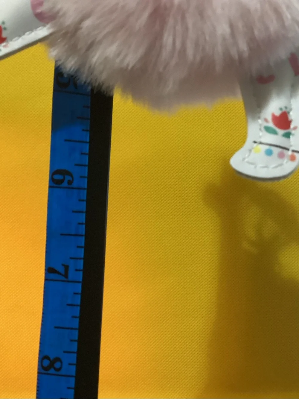 NWT - Pink Fluffy Pom Keychain with Llama Charm - Cute Small Pets Accessory